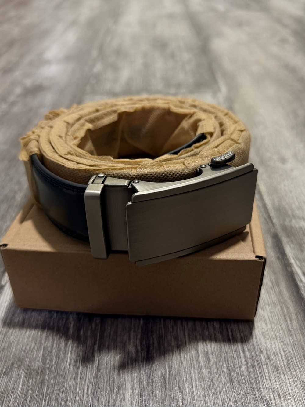 Men's Black Ratchet Belt with Brushed Silver Buckle